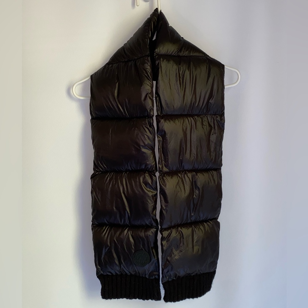 DKNY black puffer scarf